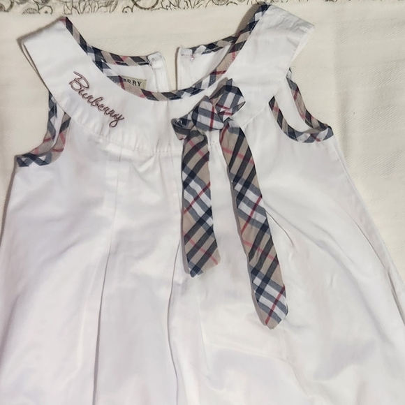Burberry dress for kids size 5-6 years old - Picture 3 of 4